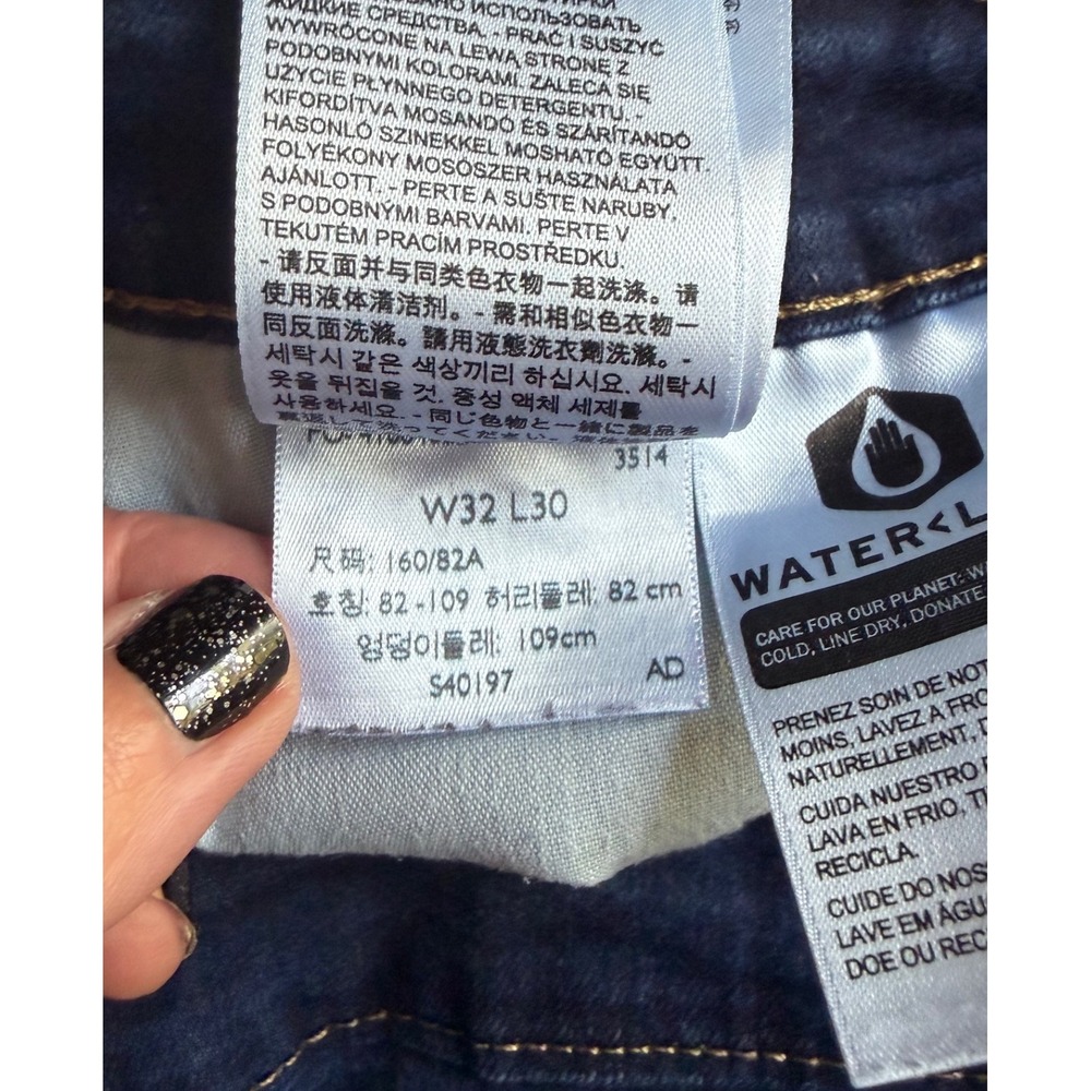 Levis 711 Skinny Jeans Womens 32 Dark Wash Blue Denim Mid Rise Stretch WaterLess - Picture 5 of 10